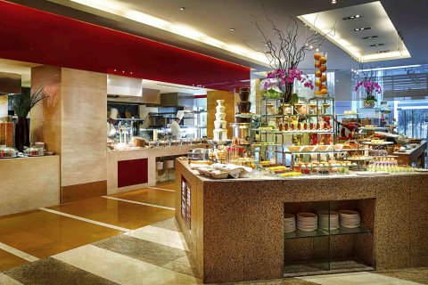 西安索菲特人民大厦(钟鼓楼五路口地铁站店)