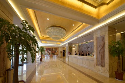 维也纳国际酒店(驻马店华源学府店)