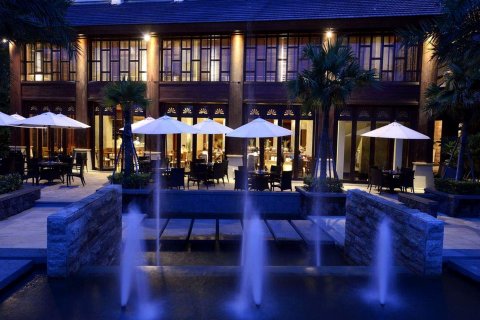 三亚亚龙湾石溪墅建国度假酒店