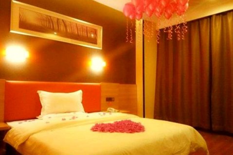 东方时尚快捷酒店(庆云一中昆仑购物广场店)