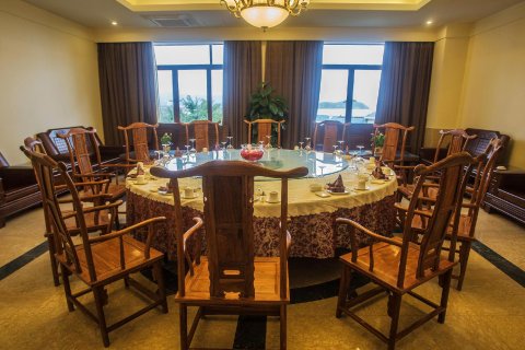 三亚玉华苑海景酒店