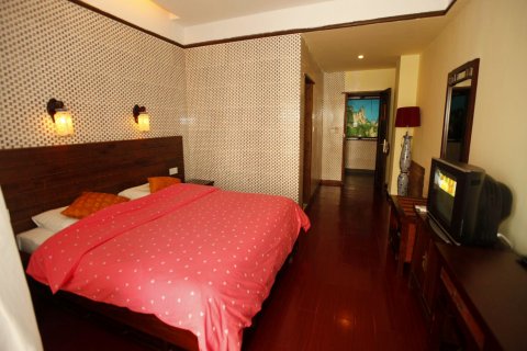 八戒人文客栈(张家界大庸府城店)