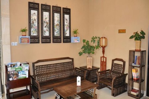 东方客栈(东莞国贸鸿福路地铁站店)