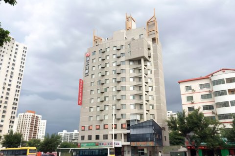 锦江之星品尚(海口骑楼老街滨海大道店)