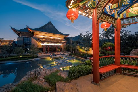 丽呈别院·故园庄(洛阳河洛古城杨湾地铁站店)