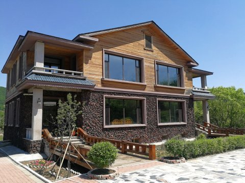 雪乡雅雪阁度假别墅(沿河街分店)