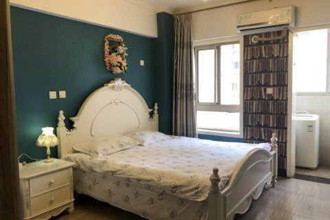 钟鼓楼假日国际公寓(北大街分店)