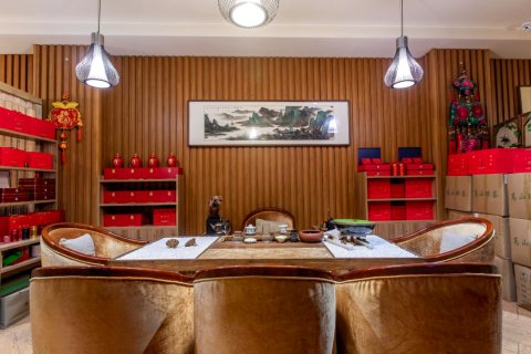 西山酒店(太原柳巷钟楼街店)