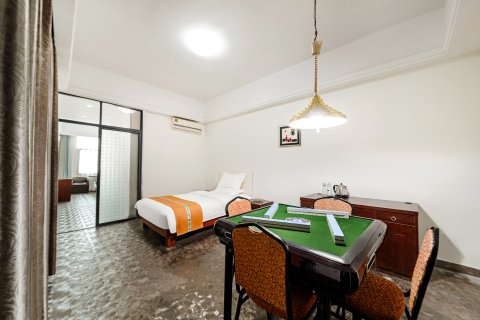 永州东安舜皇商务酒店(东安高铁站汽车东站店)