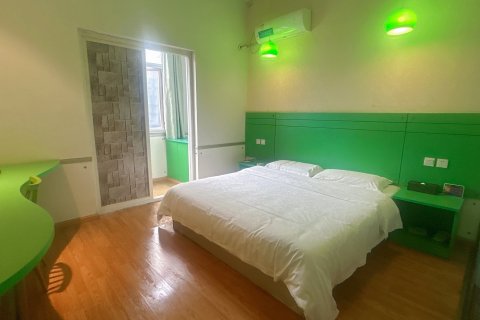 美客美家酒店(眉山东站店)