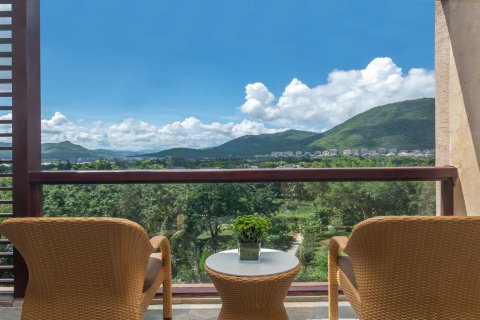 三亚亚龙湾红树林度假酒店