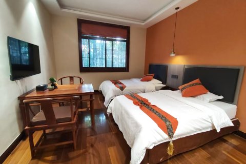 萃园城市酒店(东关街文昌阁店)