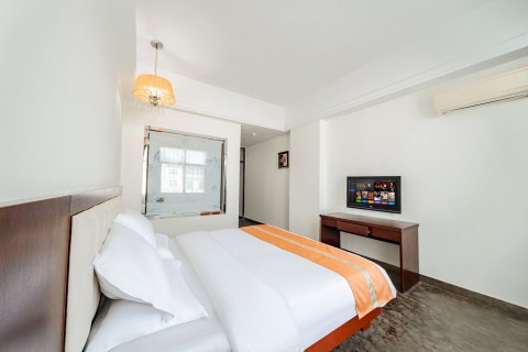 永州东安舜皇商务酒店(东安高铁站汽车东站店)