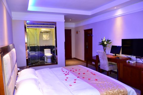 吉林王宫假日酒店