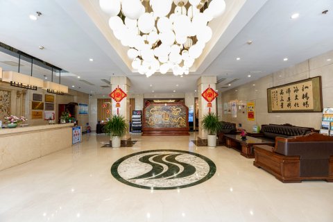 西山酒店(太原柳巷钟楼街店)