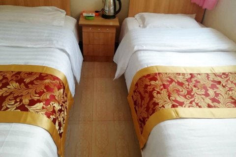 黄河石林翠翠民宿