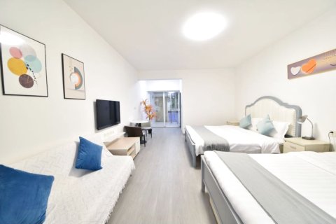 怡乐酒店公寓(重庆解放碑洪崖洞店)