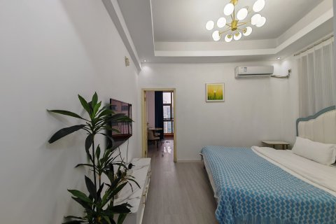 怡乐酒店公寓(重庆解放碑洪崖洞店)