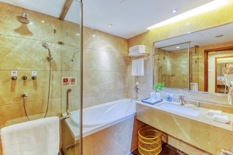 长春华天大酒店