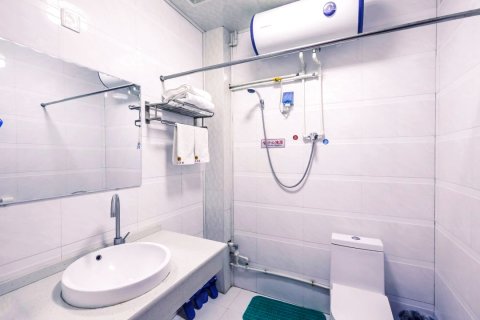 额济纳旗龙顺源大酒店