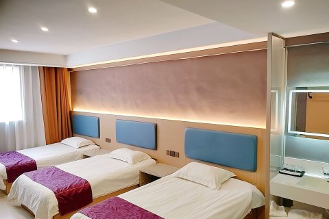 易佰良品酒店(夏津华夏新城店)