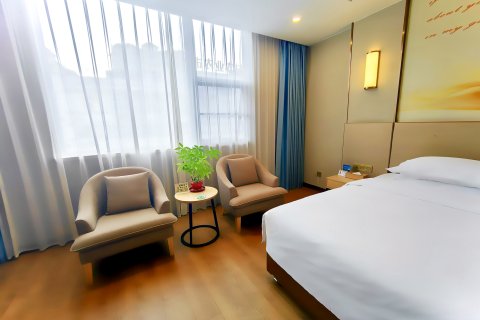 维也纳酒店(贺州市政广场缤纷环球城店)