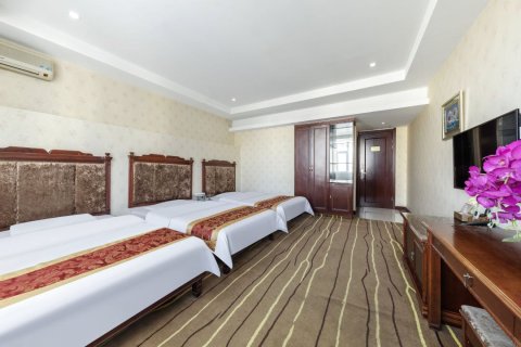 临河区振宇酒店(临河高铁站维多利商厦店)