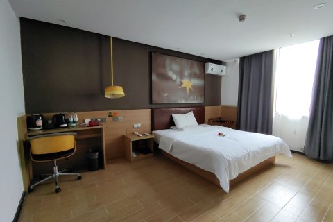 7天连锁酒店(瑞金红都广场店)