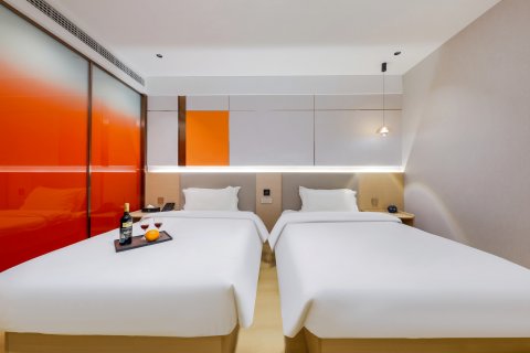 鹤壁鑫宇酒店(鹤壁高中店)