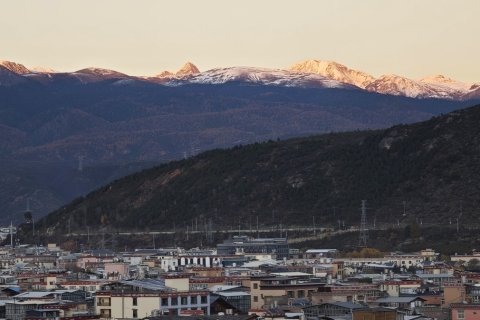 香格里拉在云端青年旅舍