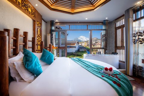 月儿弯弯观景庭院(丽江古城南门店)