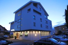 卢克斯上午酒店(Businesshotel Lux)