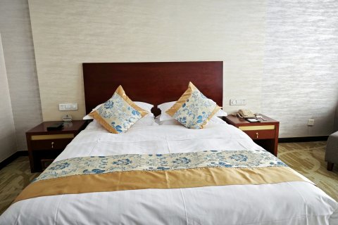 新昌泰坦国际大酒店