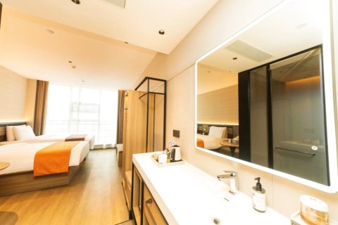 如家精选酒店(成都熊猫基地龙潭寺地铁站店)