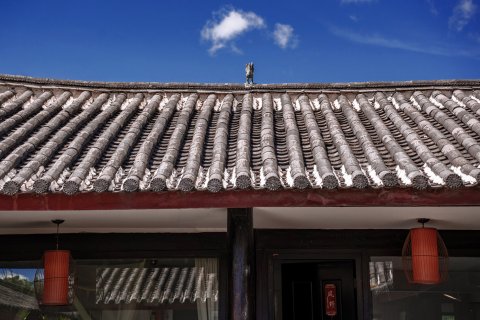 屿白归云艺术家民宿【束河古镇店】