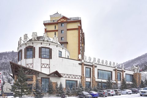 张家口山旮里旯私人野奢温泉酒店