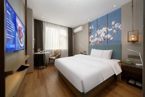 白玉兰酒店(长沙五一广场地铁站橘子洲店)