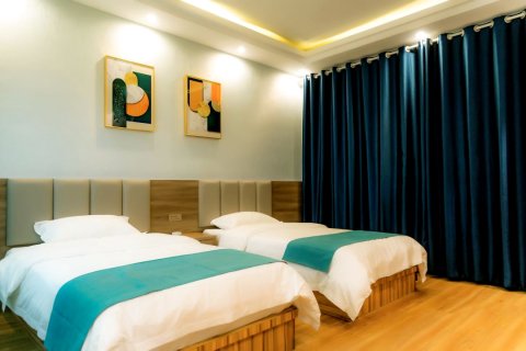 星辰时尚酒店(新蔡汽车站问津公园店)