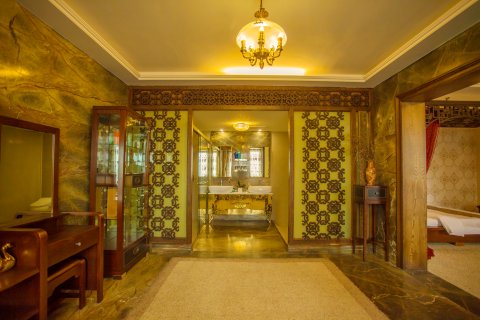 鞍山卡米拉酒店