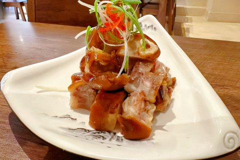 维也纳国际酒店(盱眙洪武大道大桐龙虾美食城店)