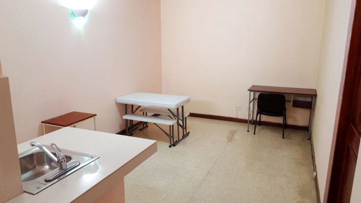 普里马韦拉酒店(Hotel Primavera)