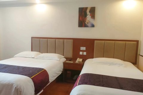 格林豪泰酒店(青岛开发区武夷山路佳世客购物中心店)