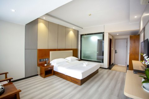 憬泰大酒店(西双版纳勐腊汽车客运站店)