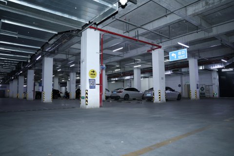 绽白艺术酒店(西安大唐不夜城小寨地铁站店)