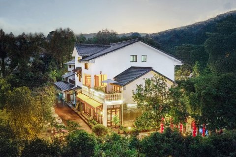 西湖月溪•花园民宿(青芝坞店)