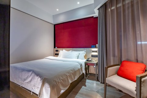 富田酒店(鞍山火车站万象汇店)