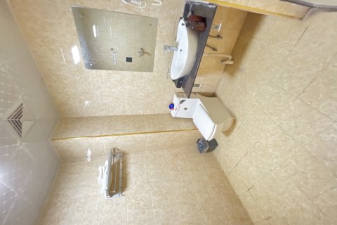 乐东皇室度假酒店(黄流车站店)