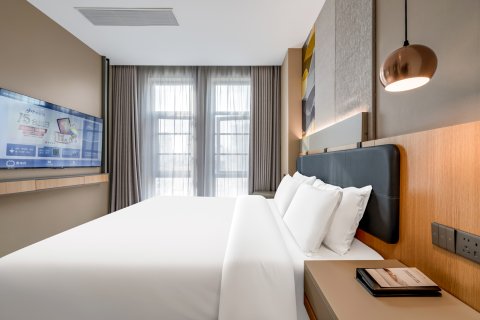 如家商旅酒店(上海武宁路地铁站安远路店)