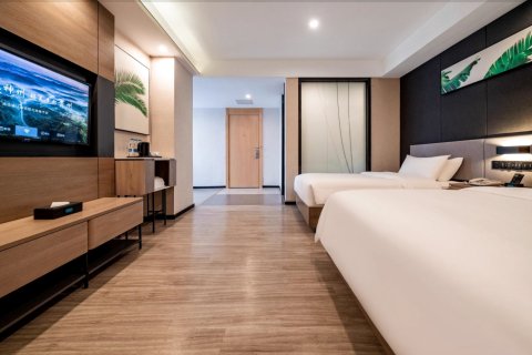 蓝石酒店(遵义红花岗区高铁站店)