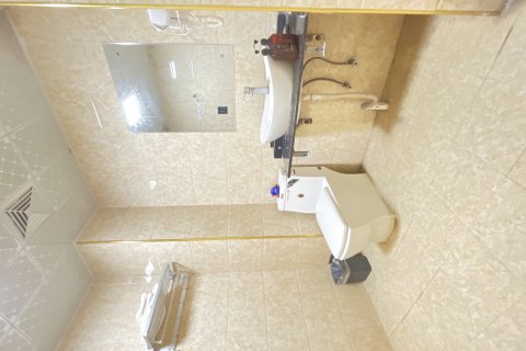 乐东皇室度假酒店(黄流车站店)